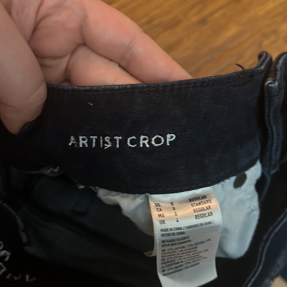 COPY - American Eagle Artist Crop Distressed Jeans - Picture 4 of 6